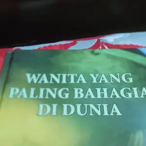 Wanita Yang Paling Bahagia Di Dunia