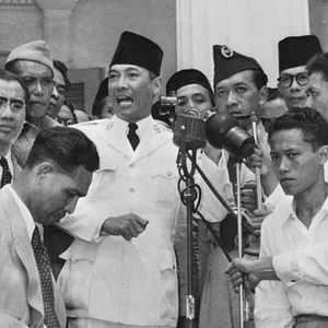 Kisah Bung Karno dan Para Istrinya