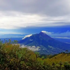 INTRO DAN  PENGALAMAN MISTIS PERTAMA NAIK GUNUNG GEDE