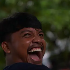 Mengenal jati diri