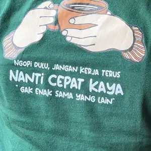 Ngobrol di tongkrongan