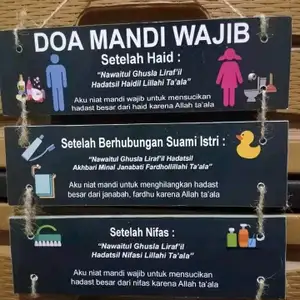 Dunia smntra akhirat slma nya