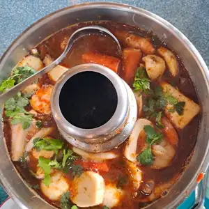 PLN ( PODCAST LIMA MENIT NAJWA )