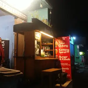 Gay di Indonesia ada?