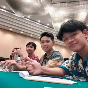 Huru Hara Podcast mahasiswa 