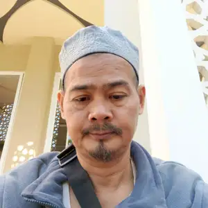 Dengarkan lagu dan musik