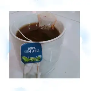 Dengerin orang ngobrol