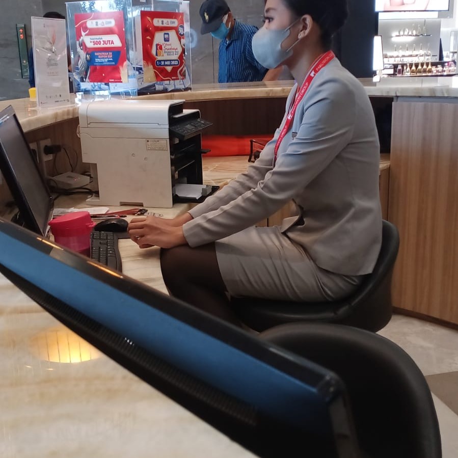 Celetuk cerita lelucon untuk