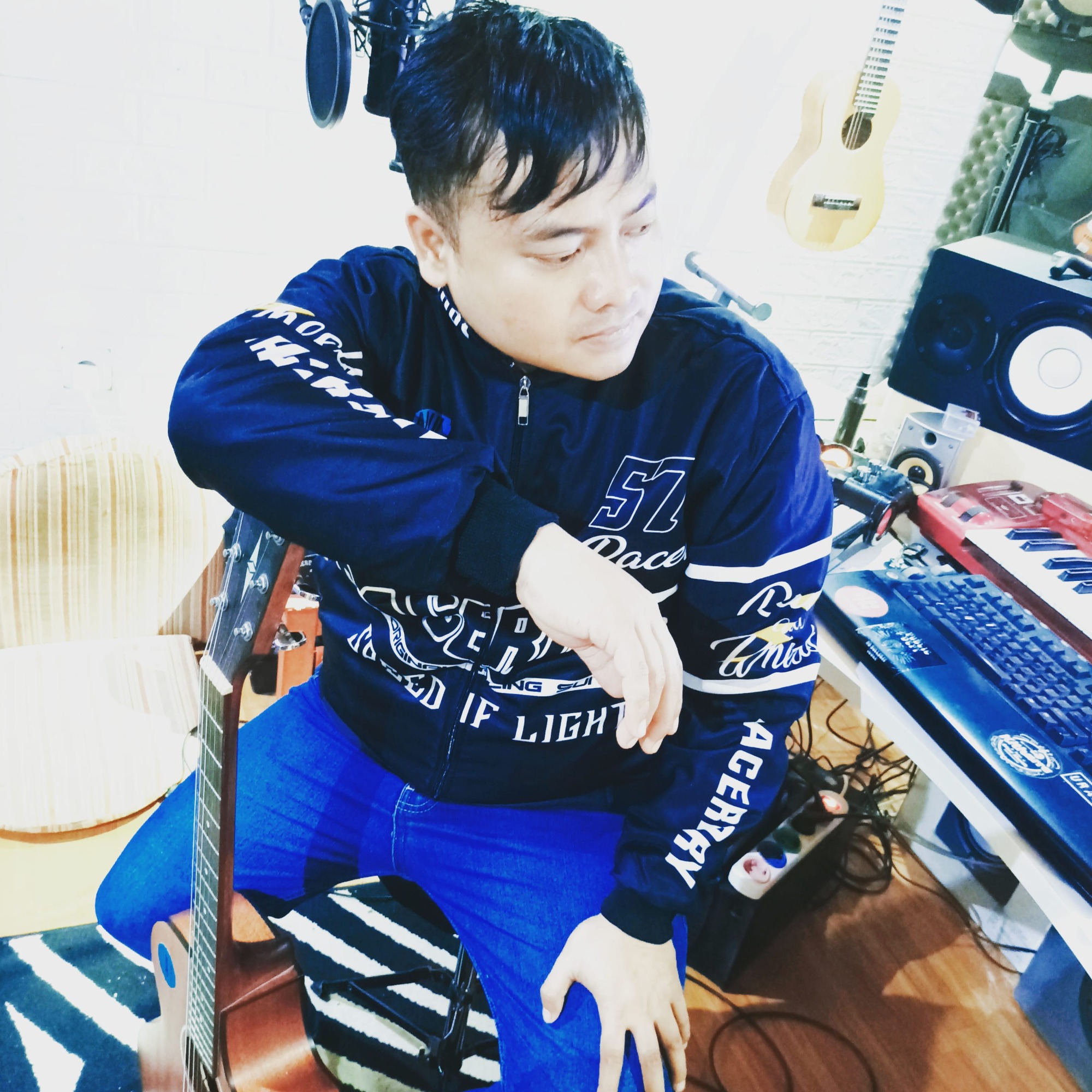 Hendy Putra -JANGAN JANJI JANJI 