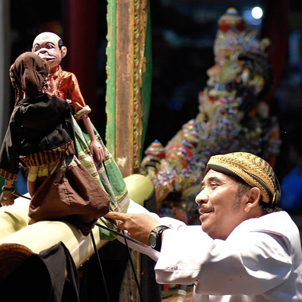 Wayang dalang Ki Entus Susmono