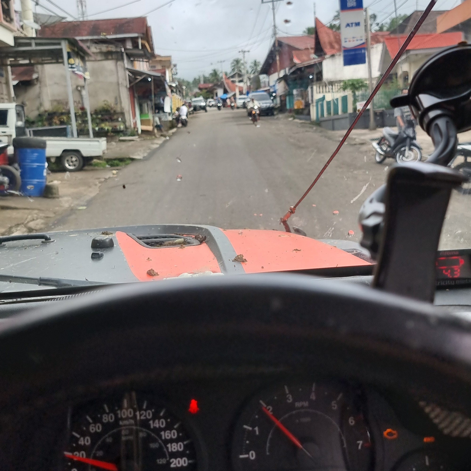 Perjalanan di lintas sumatera #Binusian