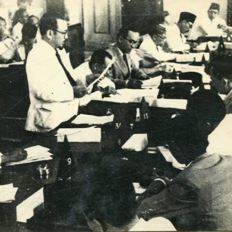 "Menulusuri Jejak Sejarah: Sidang BPUPKI ke-1 - Menggali landasan Republik Indonesia"