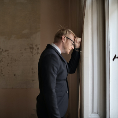 Cuma Teman (Cerita Pendek) karya Raditya Dika