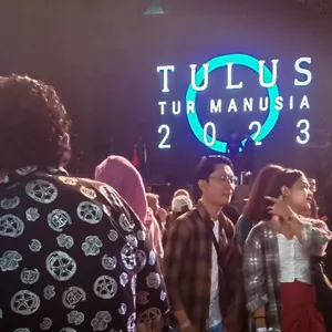 Konser Tulus Tur Manusia: Medan ft. Audi Harahap