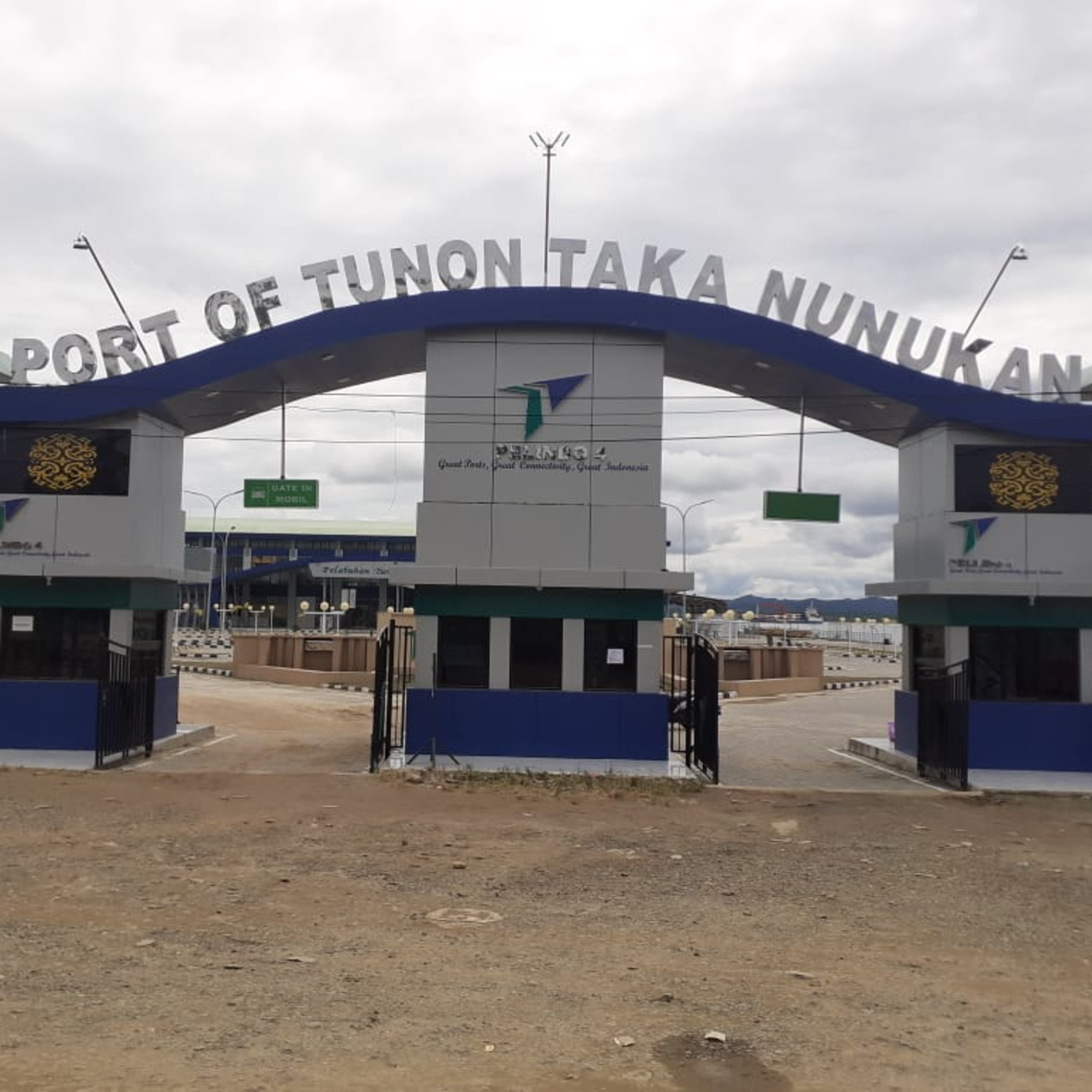 Menanti Di Pintu Perbatasan