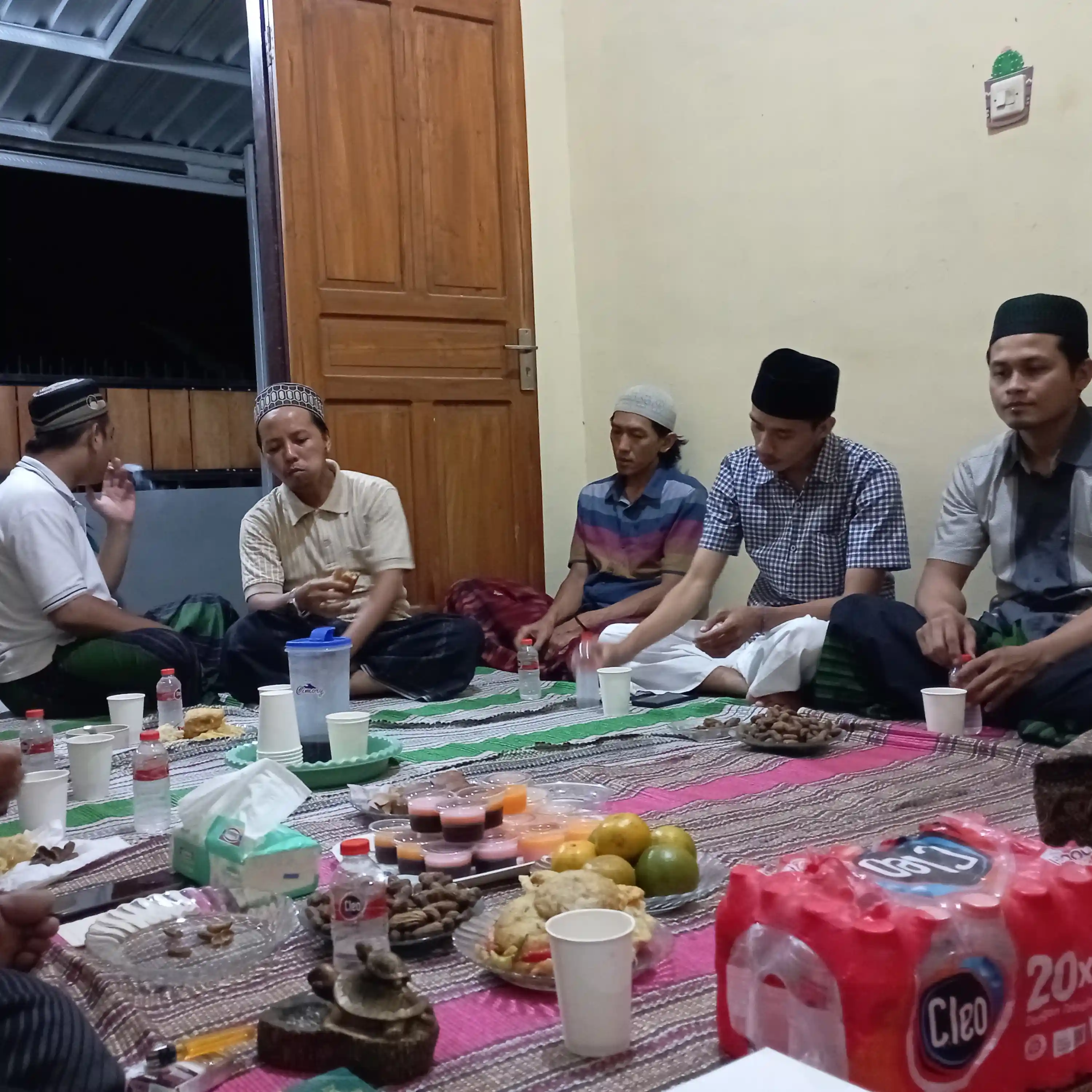 Streaming Sound of Masjid :Yasin dan Tahlil Malam Minggu | Noice