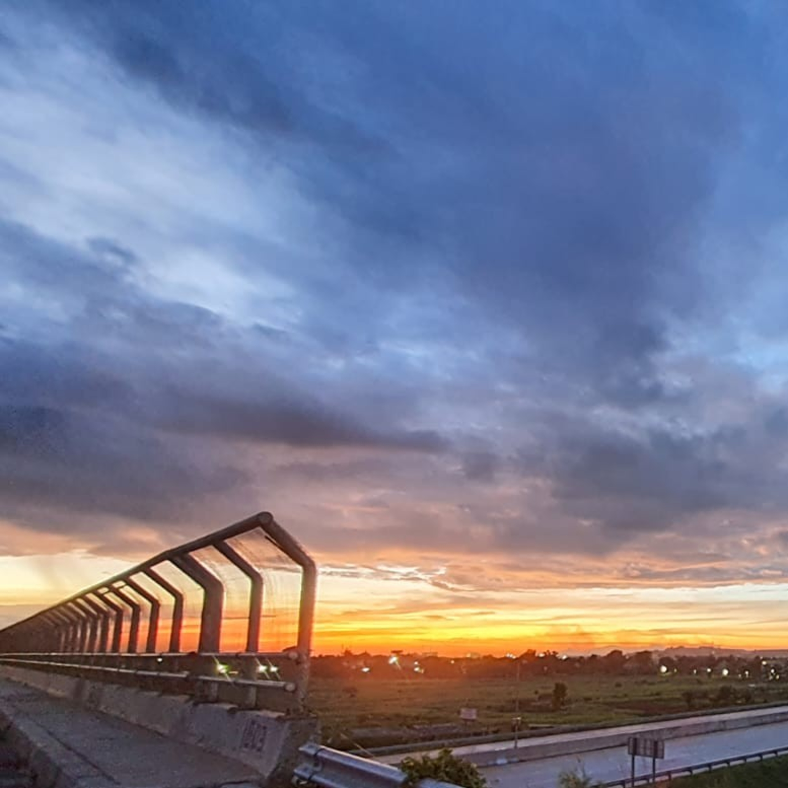 NGOBRAS SEMPAG (NGOBRolAn Santai - SElaMat PAGi)