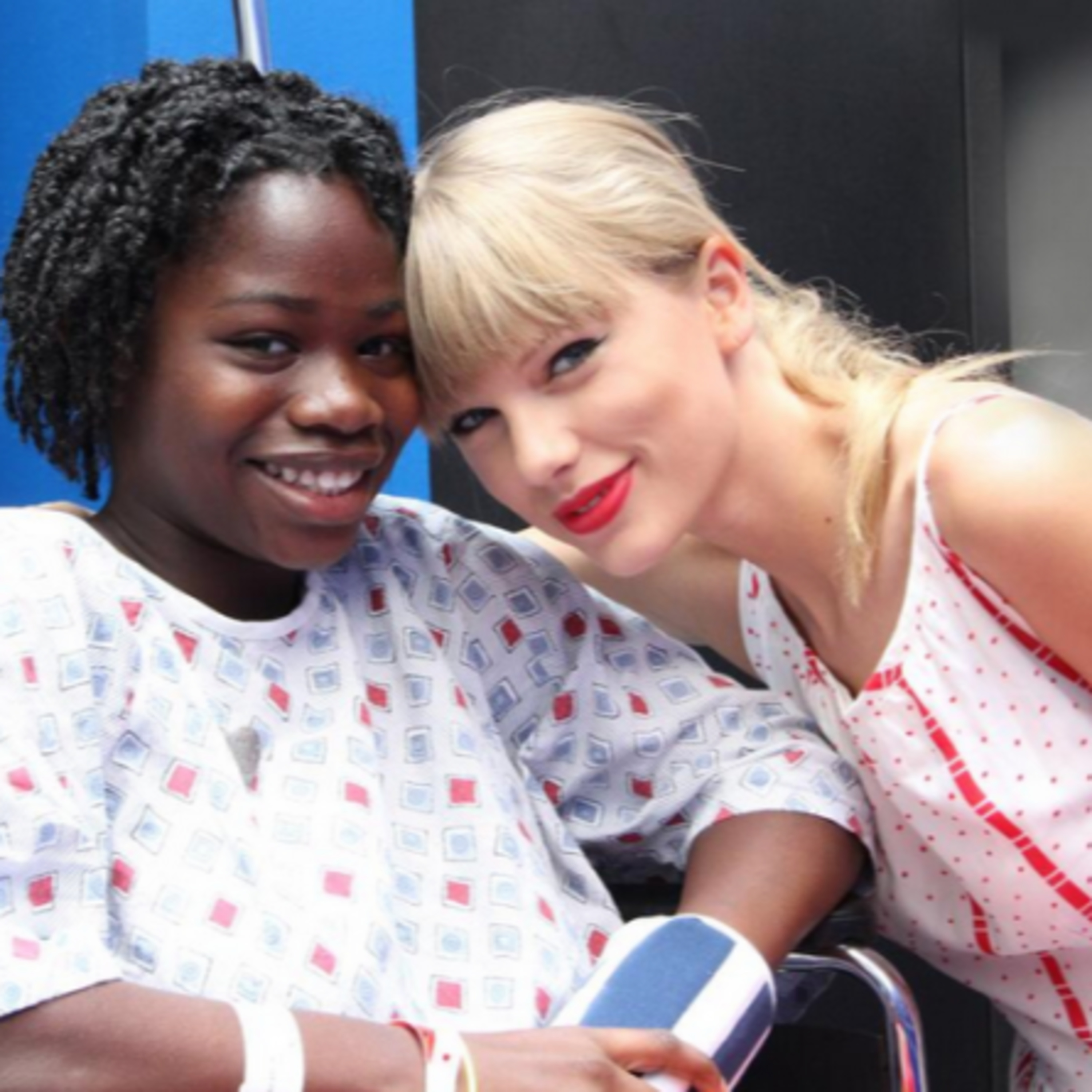 Eps 7 - Belajar Mandiri dan Beramal dari Taylor Swift (Swift Talk Live @america)