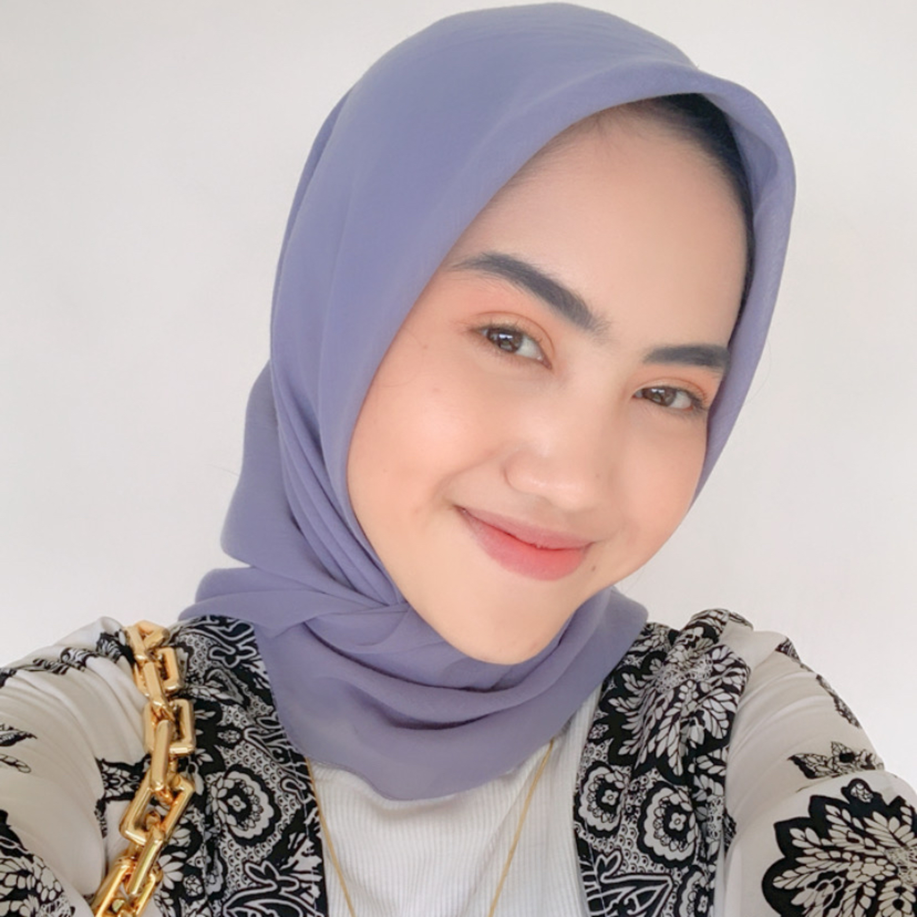 KELUH KESAH BERBISNIS